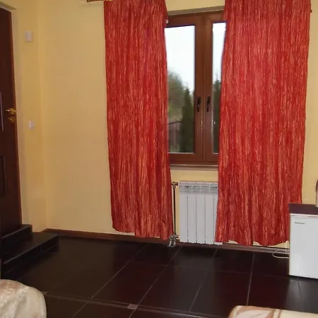 Homestay Dworek W Zieleni