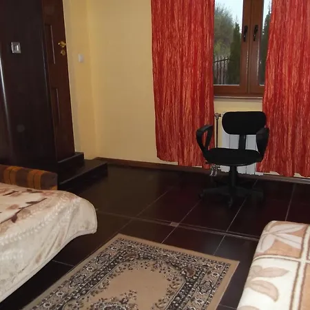 Homestay Dworek W Zieleni *