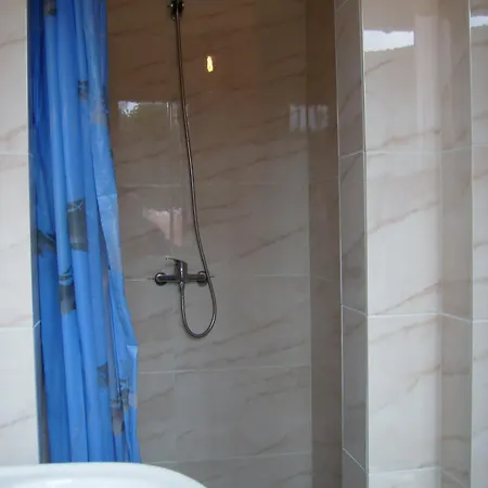 Homestay Dworek W Zieleni Warsaw