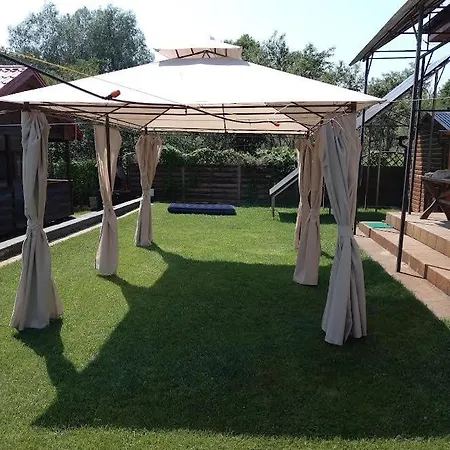 Dworek W Zieleni Privat bolig