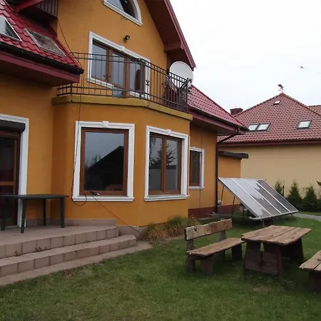 Dworek W Zieleni Privat bolig