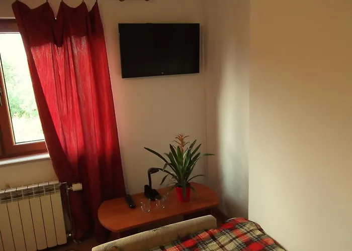 Dworek W Zieleni Kwatera prywatna