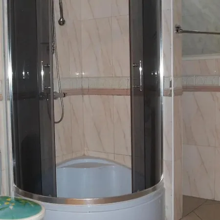 Dworek W Zieleni Pansiyon *