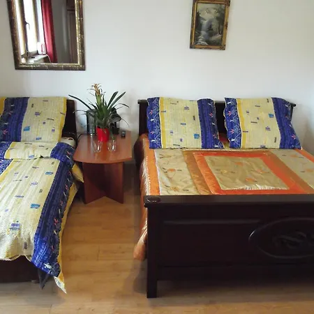 Dworek W Zieleni Pansiyon