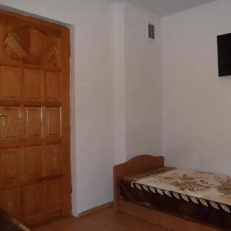 Dworek W Zieleni Pansiyon *